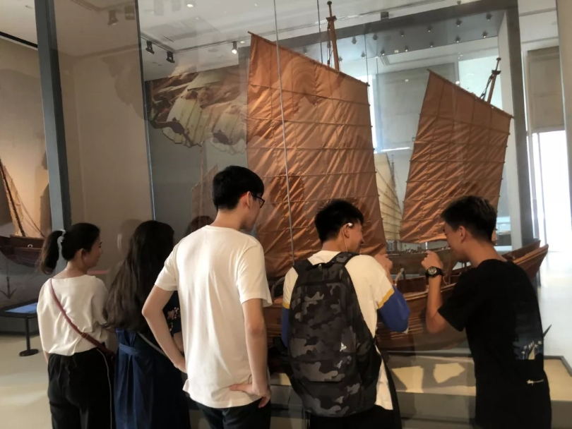  音乐学院组织学生赴海南省博物馆参观