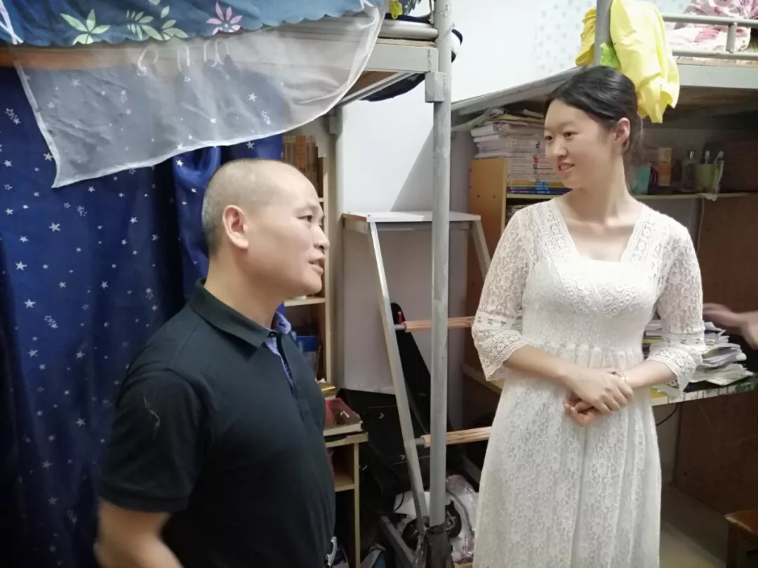 青年之声・记文学院2020-2021学年第一学期开学走寝