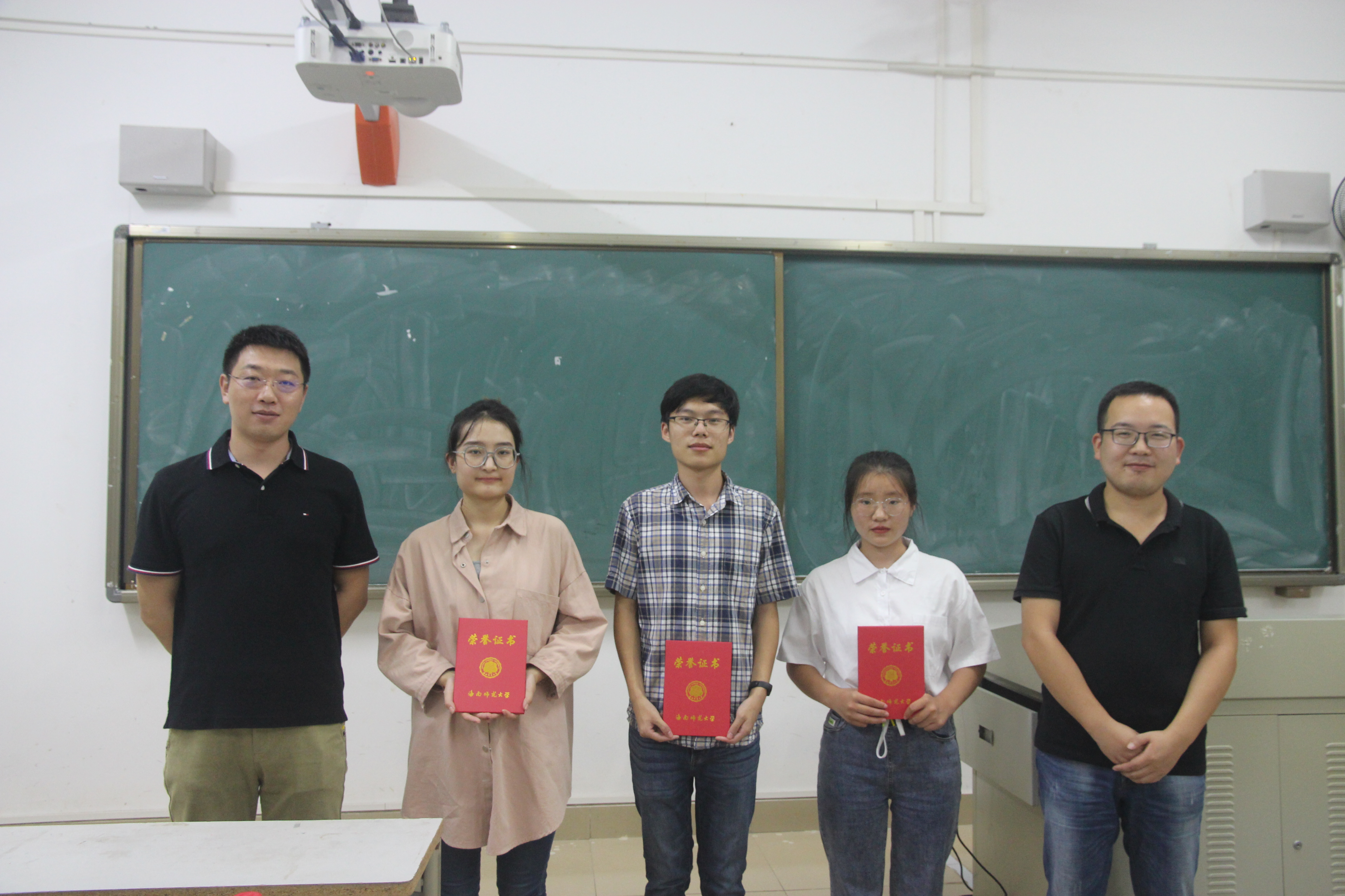 青年之声・记海南师范大学历史文化学院第二届大学生教师技能大赛