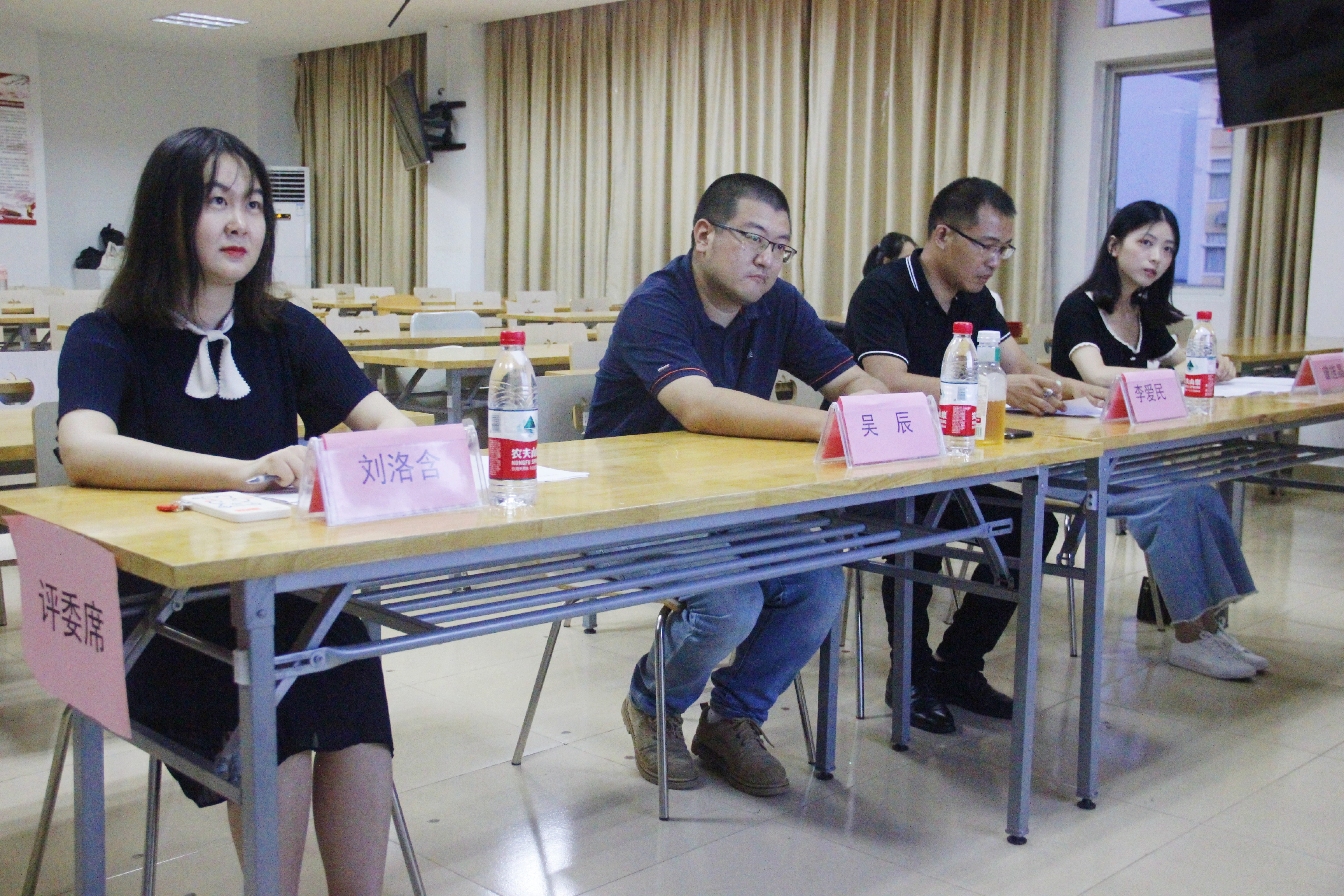 青年之声• 记文学院第十一届三笔字大赛