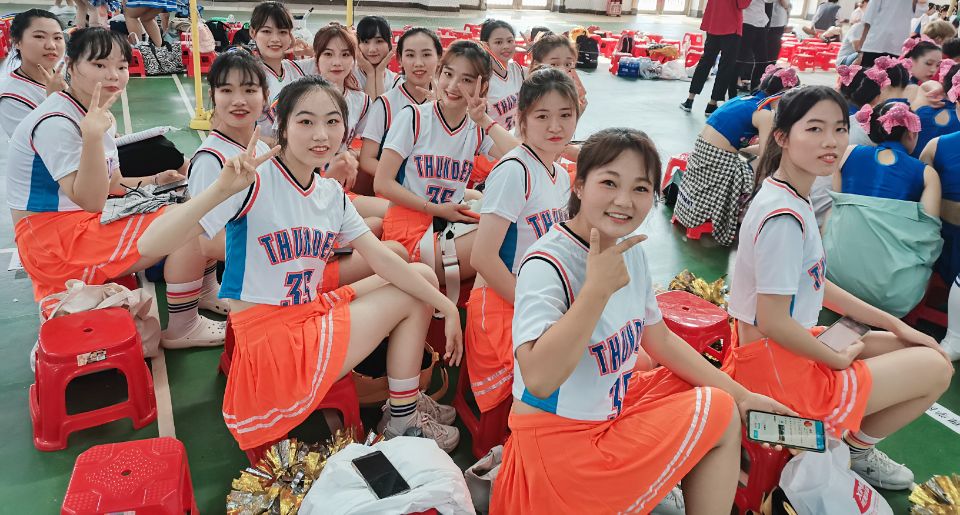 青年之声・记海南师范大学第三十七届运动会啦啦操竞赛之历史文化学院选手风采