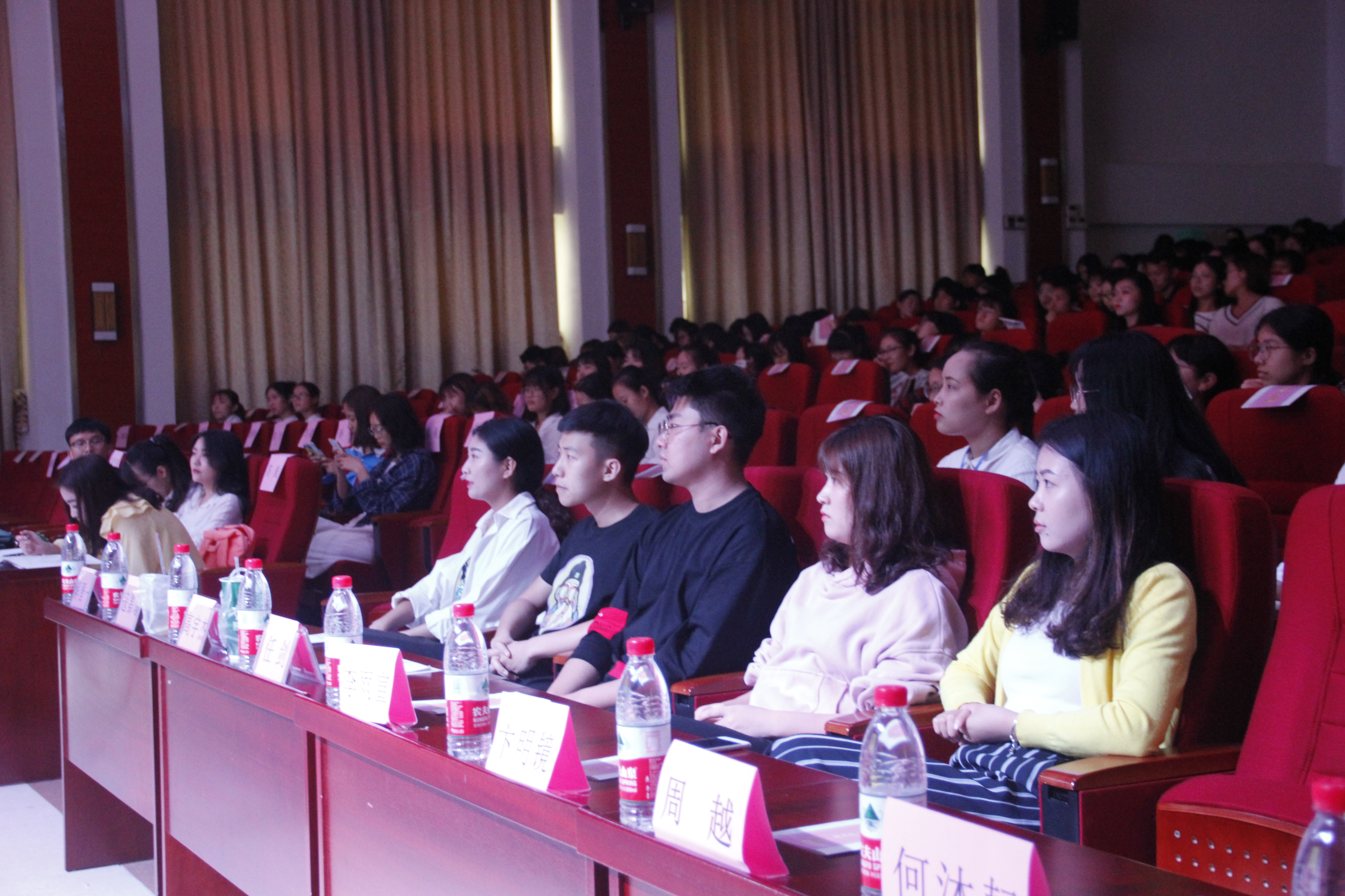 青年之声・文学院“展青春岁月,鉴社团风采”社团才艺表彰大会