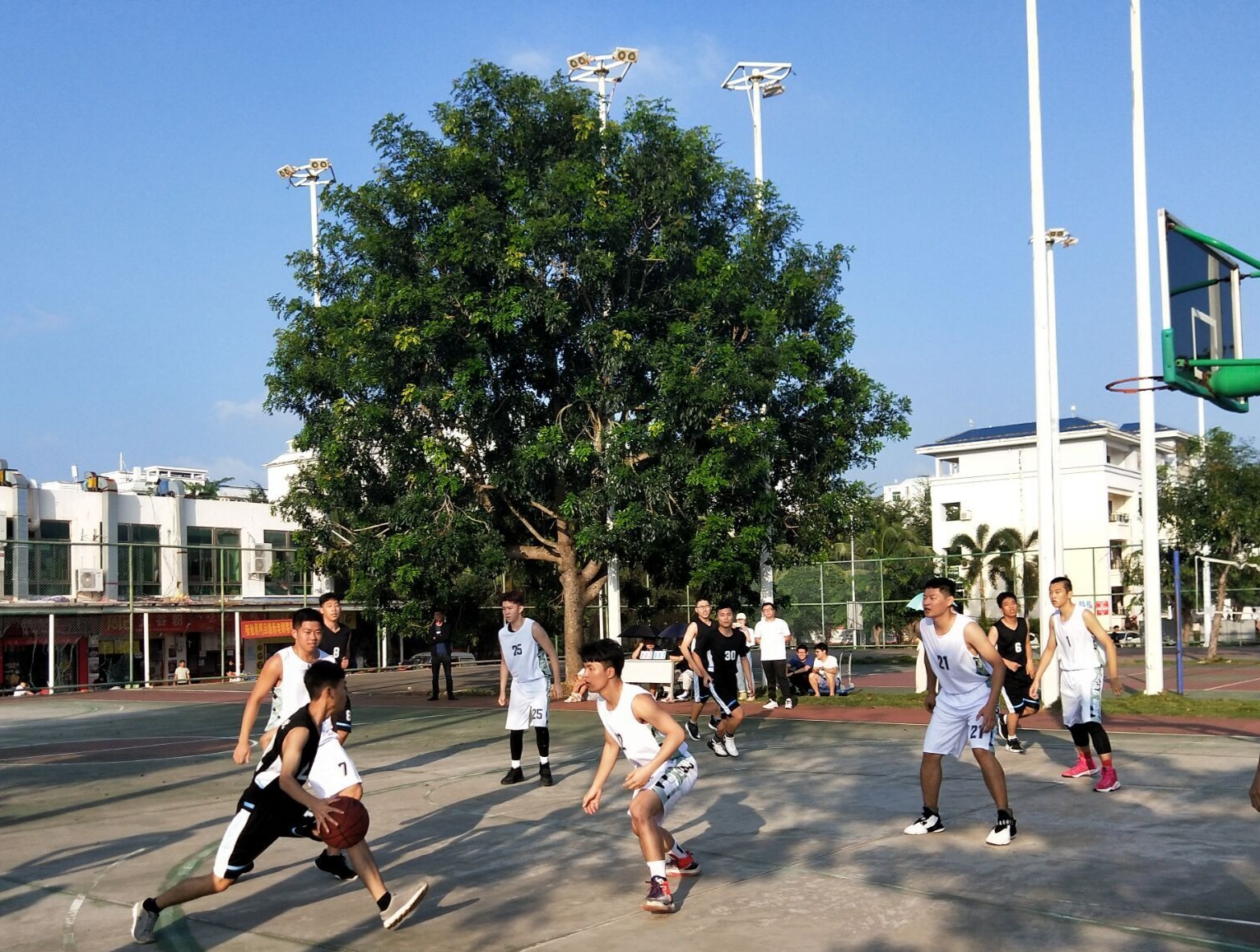 青年之声・记2020年“琼崖运彩• 篮梦行云”迎新杯男子篮球联赛历史文化学院选手风采