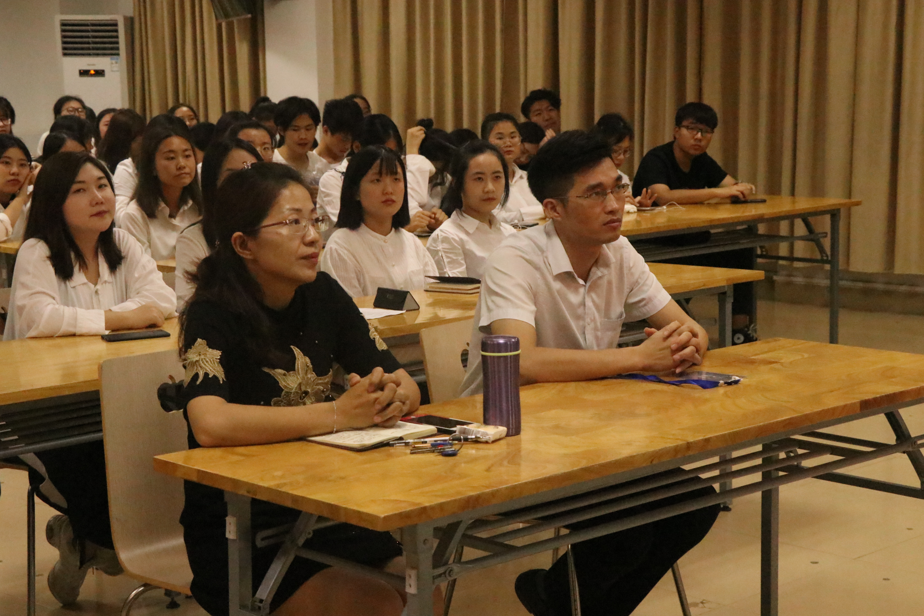 青年之声・总结过去,开创新局―记新闻学院团委2018年工作总结报告会