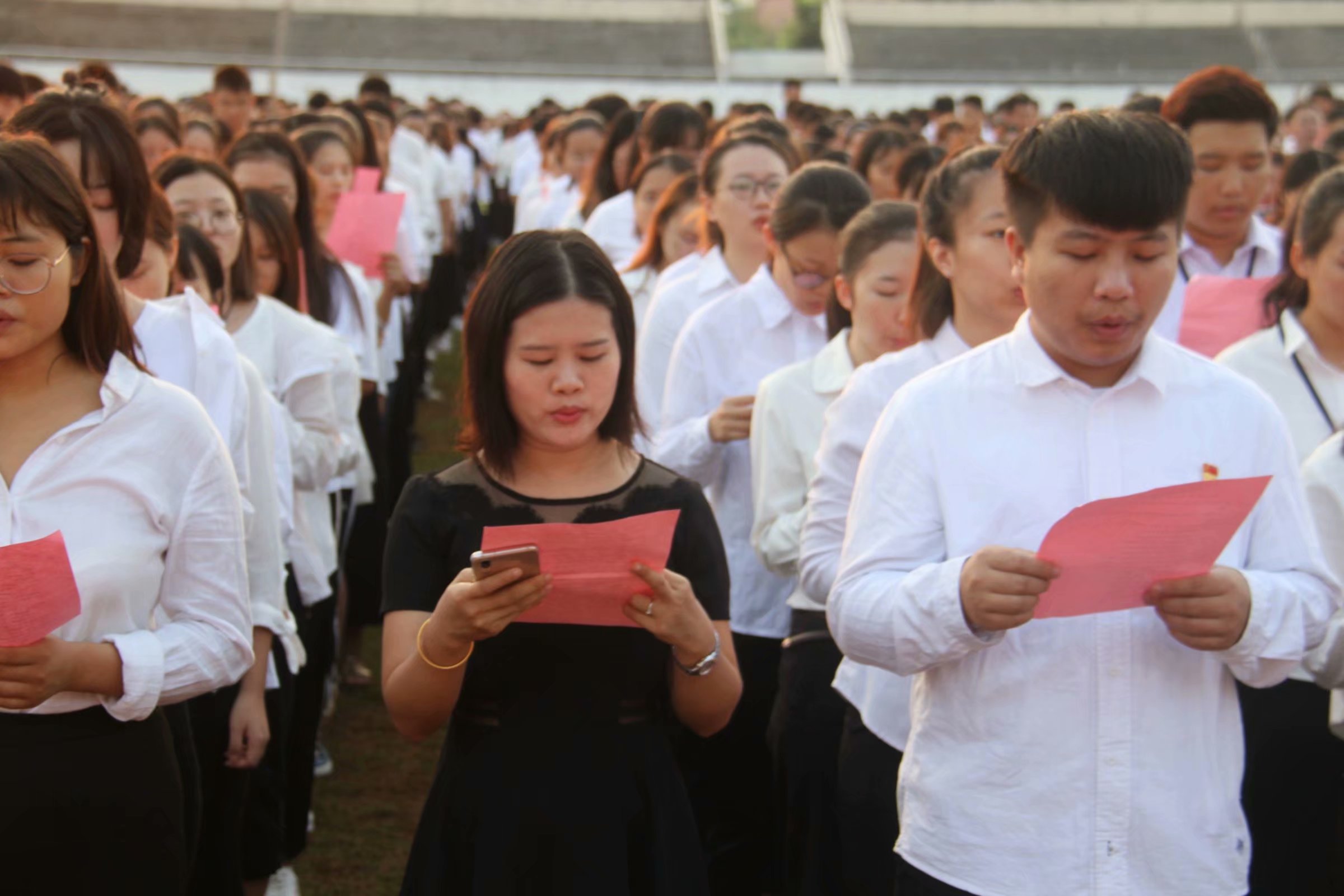 青年之声・马克思主义学院国庆升国旗仪式顺利举行